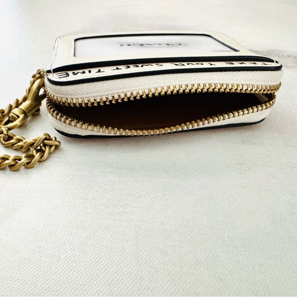 Coach Cream Card Holder with Gold Chain - Picture 11 of 13